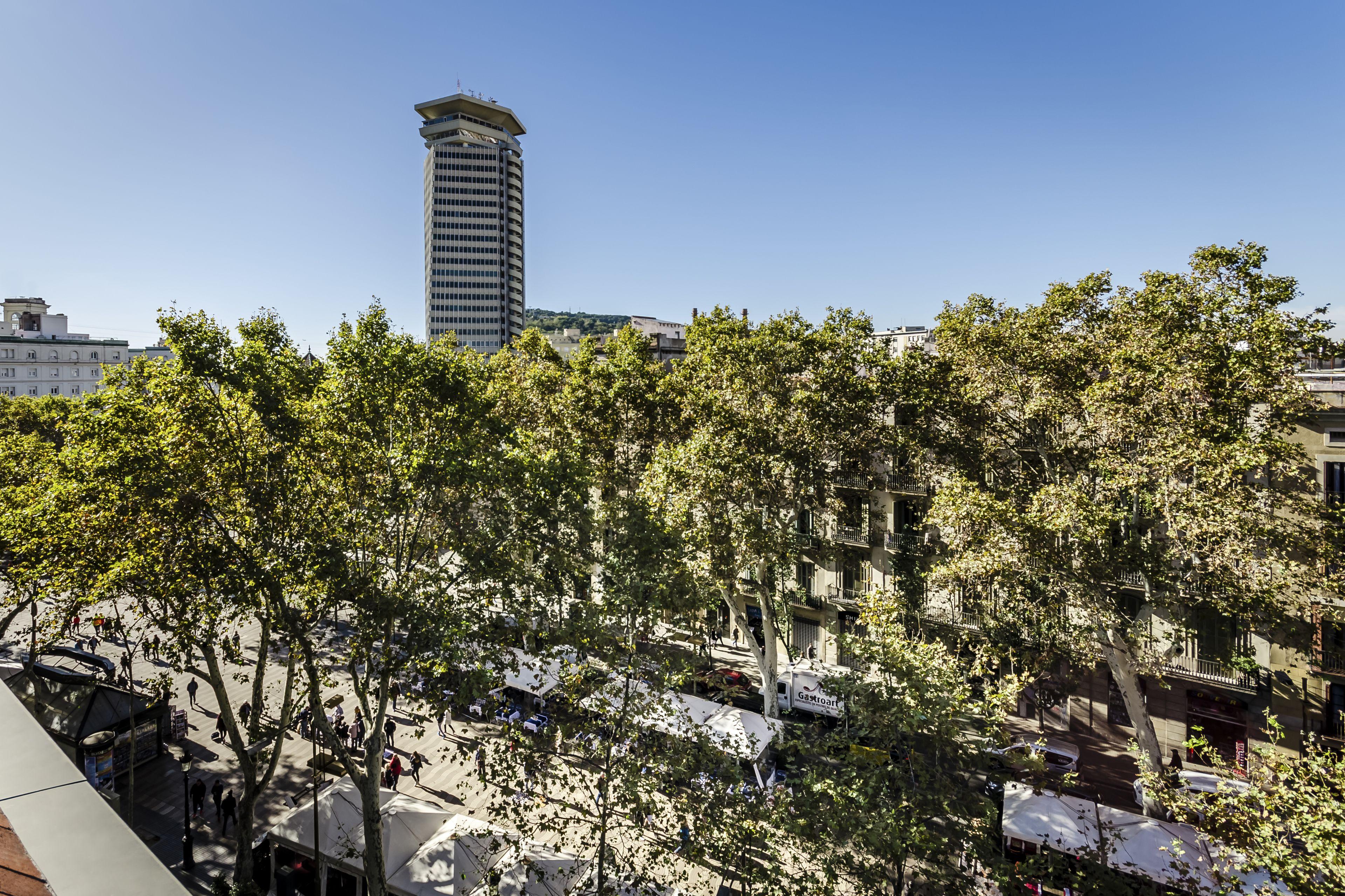 Ikonik Ramblas — Foto 2