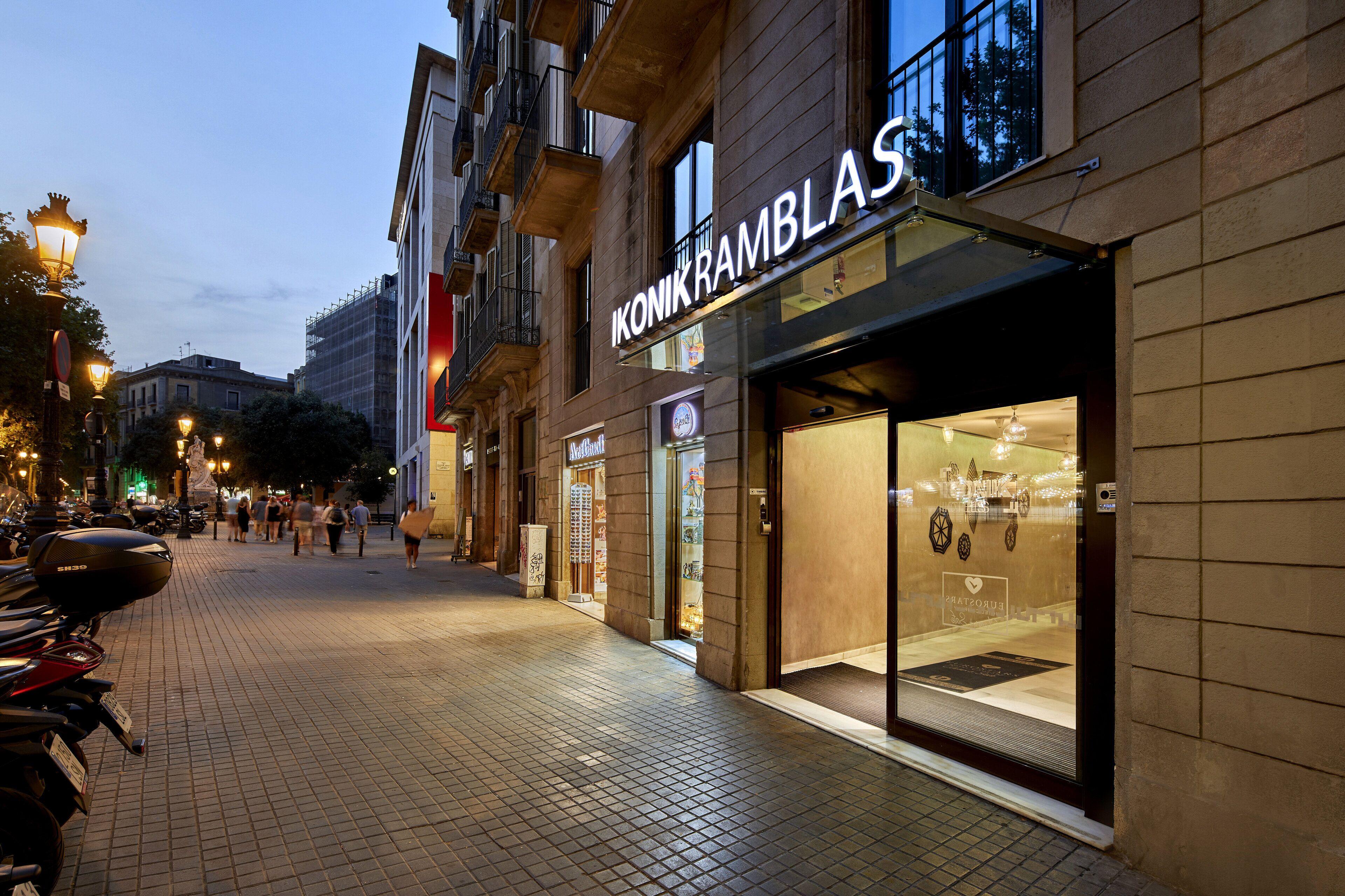 Ikonik Ramblas — Foto 3